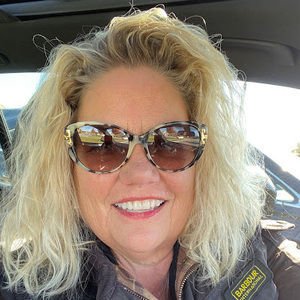 Meet your Posher, Donna